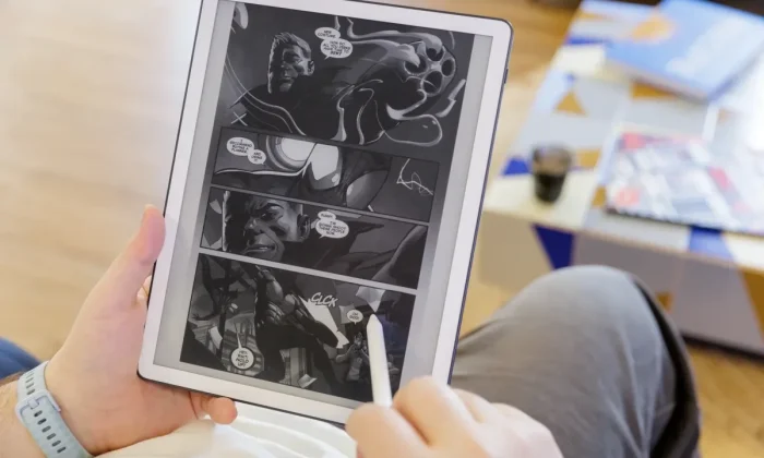 Kindle x Galaxy Z Fold 8: Análise Técnica para Leitura de HQs e Mangás