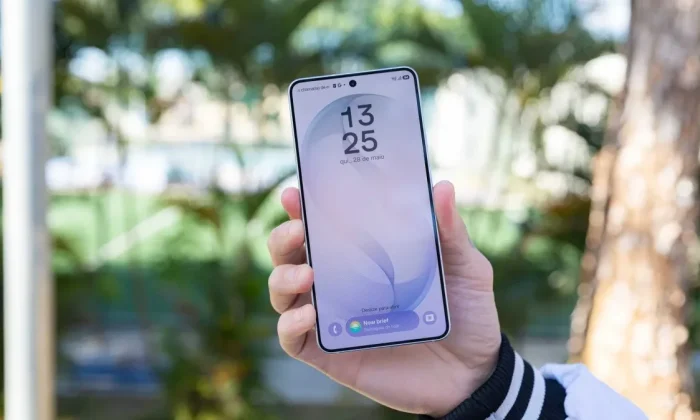 Smartphone Samsung Galaxy exibindo o menu de configurações do Motion Assist