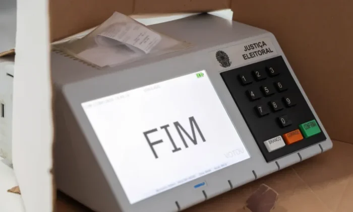 Mecanismos de segurança da urna eletrônica: saiba como o voto é protegido no Brasil