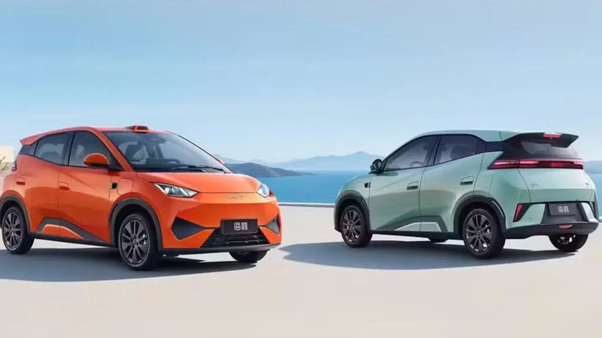 Linha de montagem automatizada de veículos em fábrica